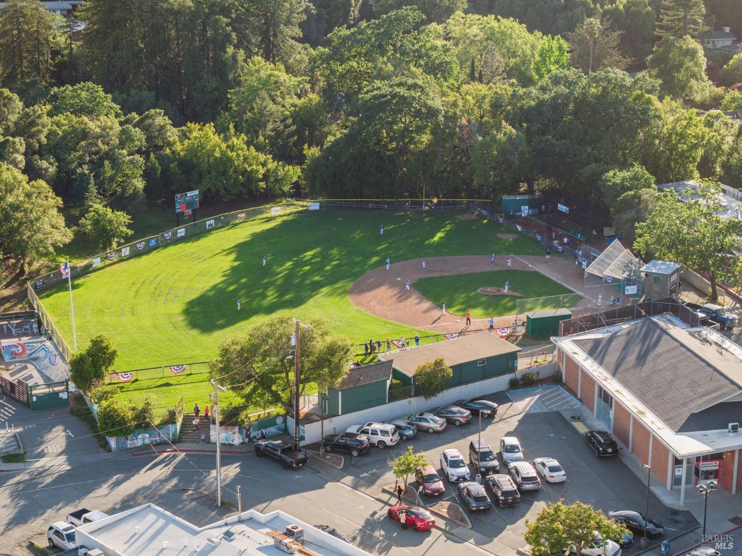 Detail Gallery Image 61 of 61 For 128 Madrone Rd, Fairfax,  CA 94930 - 4 Beds | 2 Baths