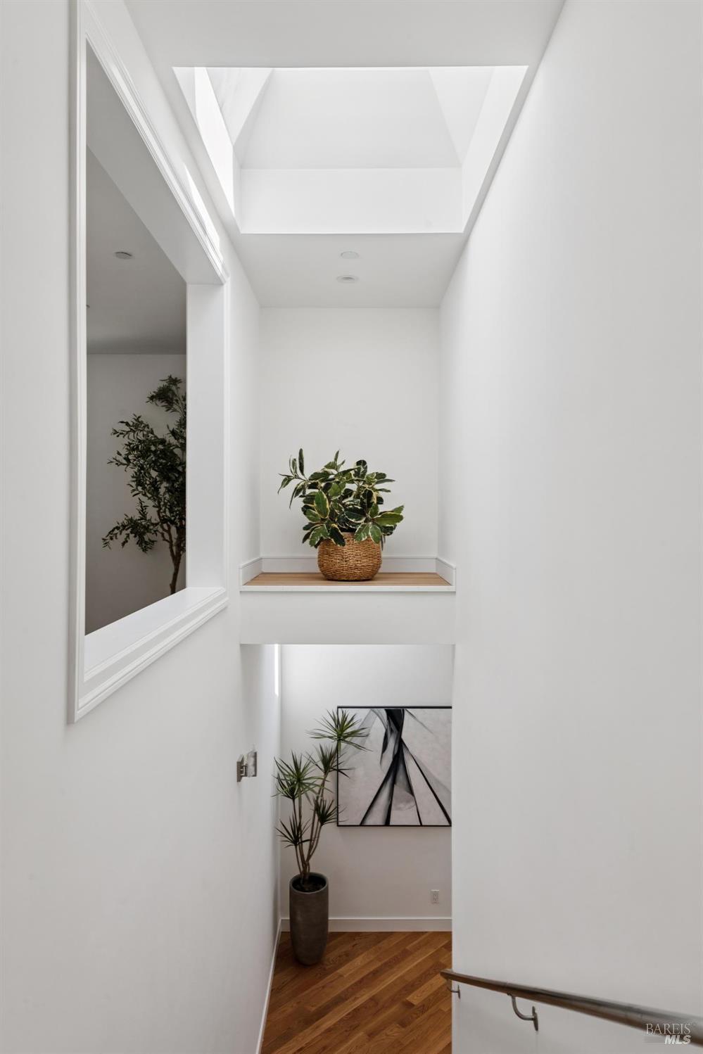 Detail Gallery Image 31 of 51 For 115 Piper Ln, Fairfax,  CA 94930 - 3 Beds | 2/1 Baths