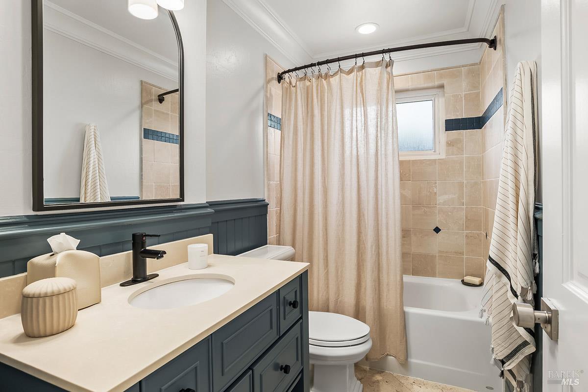 Detail Gallery Image 21 of 42 For 114 Golden Hind Psge, Corte Madera,  CA 94925 - 3 Beds | 2 Baths