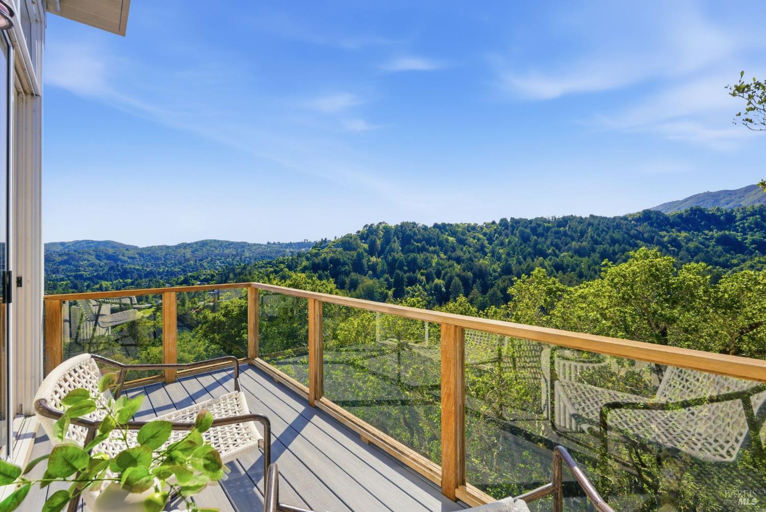 Detail Gallery Image 64 of 65 For 41 Magdalena Ct, Mill Valley,  CA 94941 - 5 Beds | 3/1 Baths