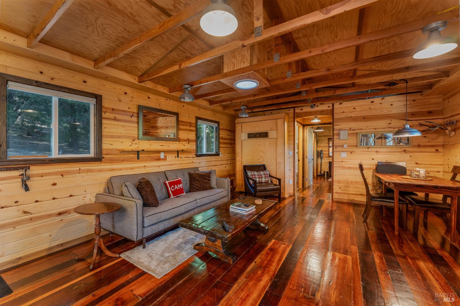 Detail Gallery Image 7 of 30 For 3770 Cherry Creek Rd, Willits,  CA 95490 - 1 Beds | 1 Baths