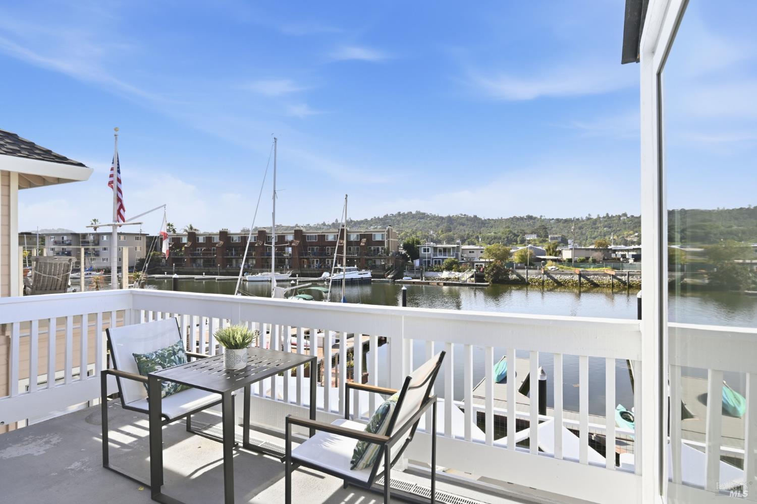 Detail Gallery Image 21 of 35 For 22 Mooring Rd, San Rafael,  CA 94901 - – Beds | – Baths