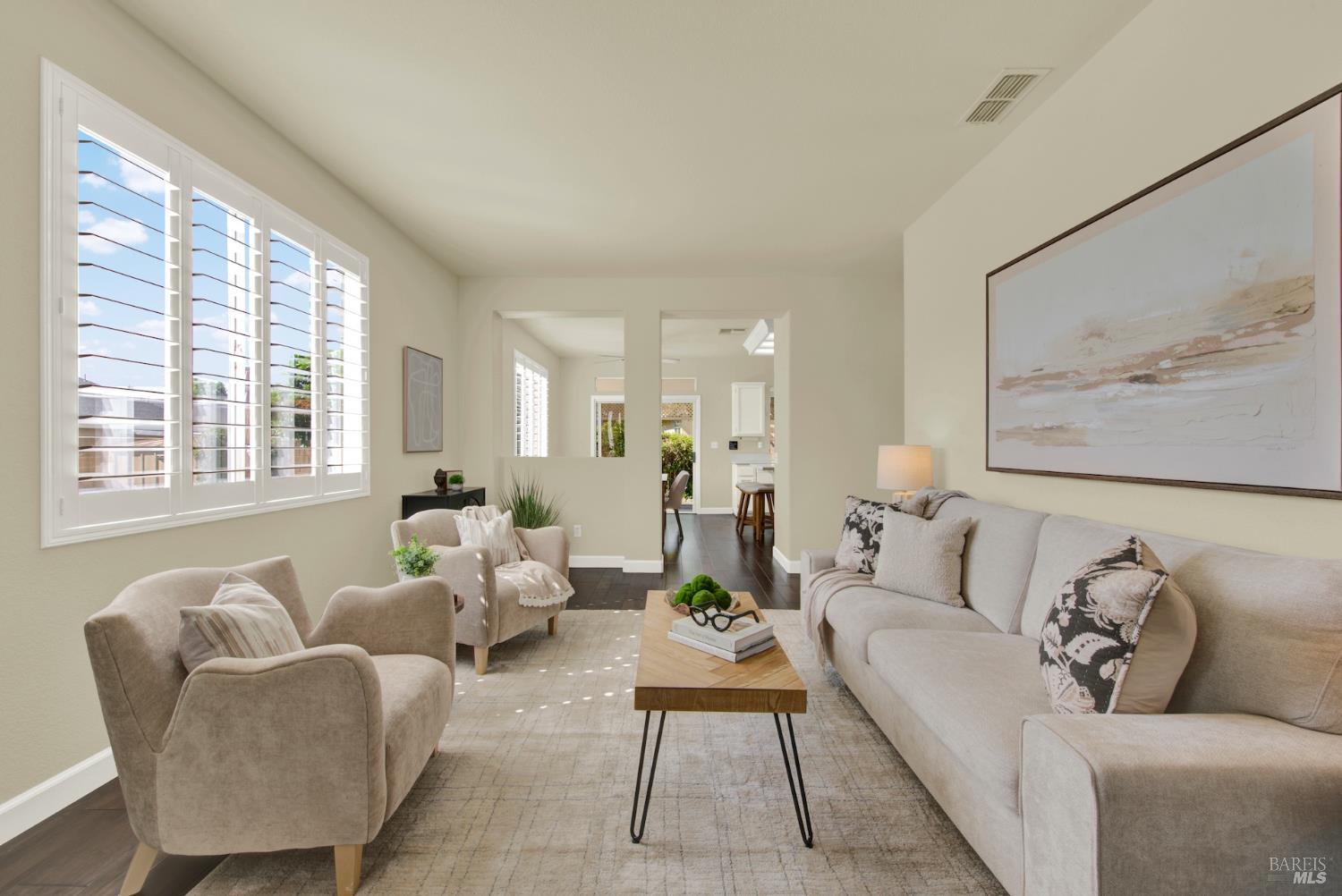 Detail Gallery Image 9 of 72 For 367 Bartlett Ln, Vacaville,  CA 95687 - 3 Beds | 2 Baths