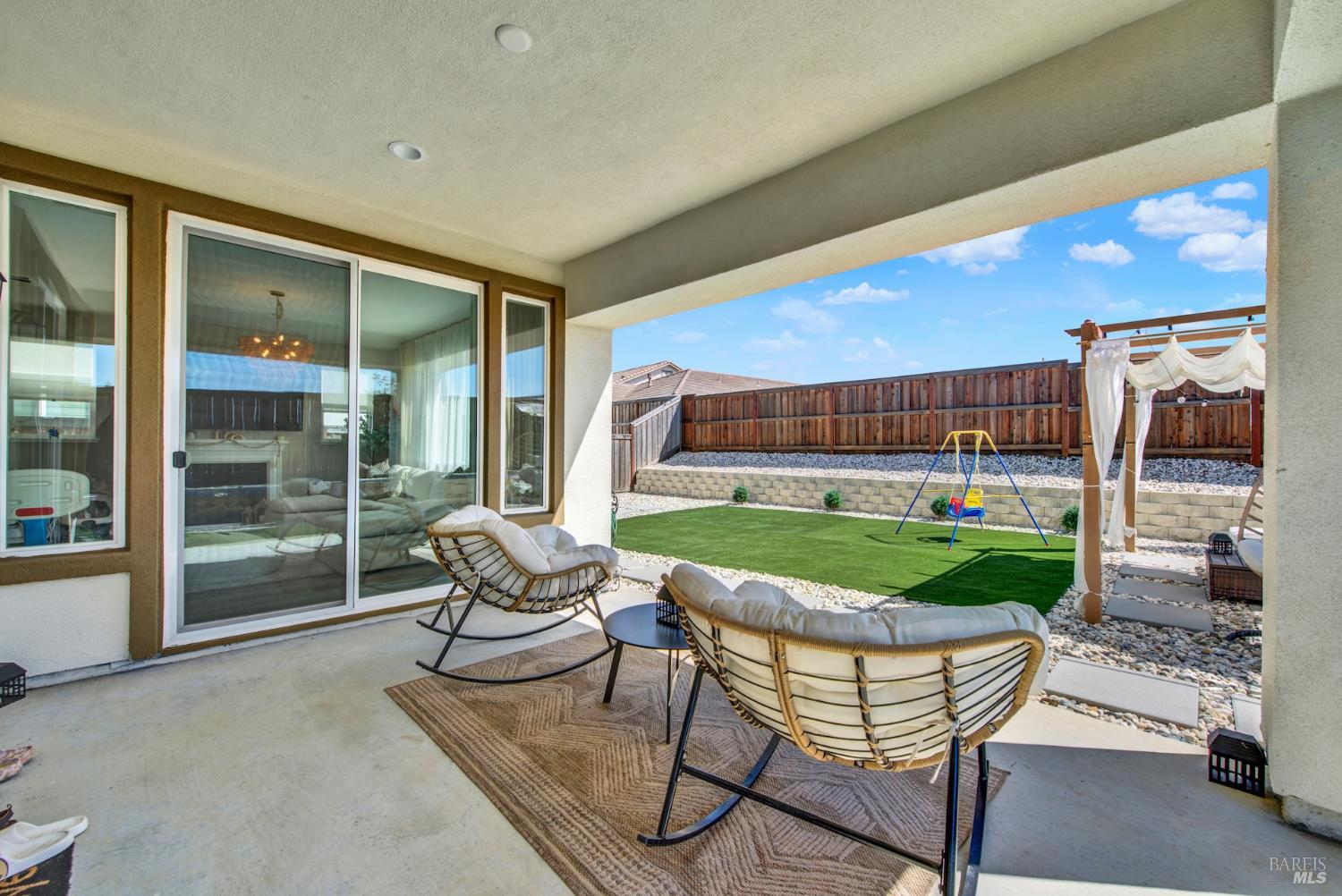 Detail Gallery Image 47 of 58 For 1501 Nightfall Ln, Fairfield,  CA 94533 - 4 Beds | 3 Baths