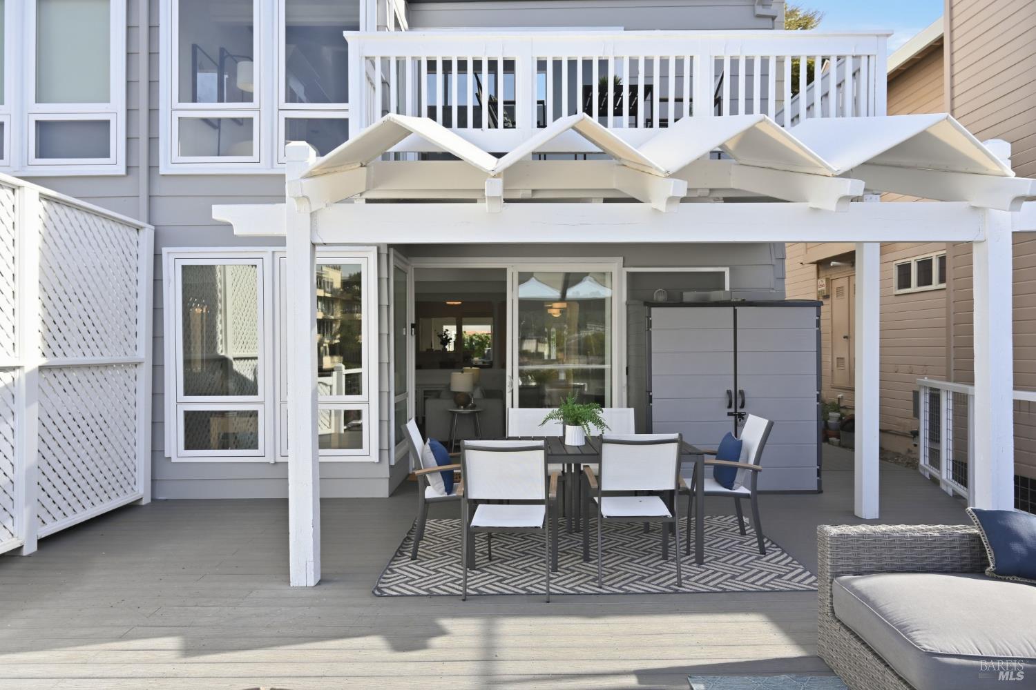 Detail Gallery Image 2 of 35 For 22 Mooring Rd, San Rafael,  CA 94901 - – Beds | – Baths