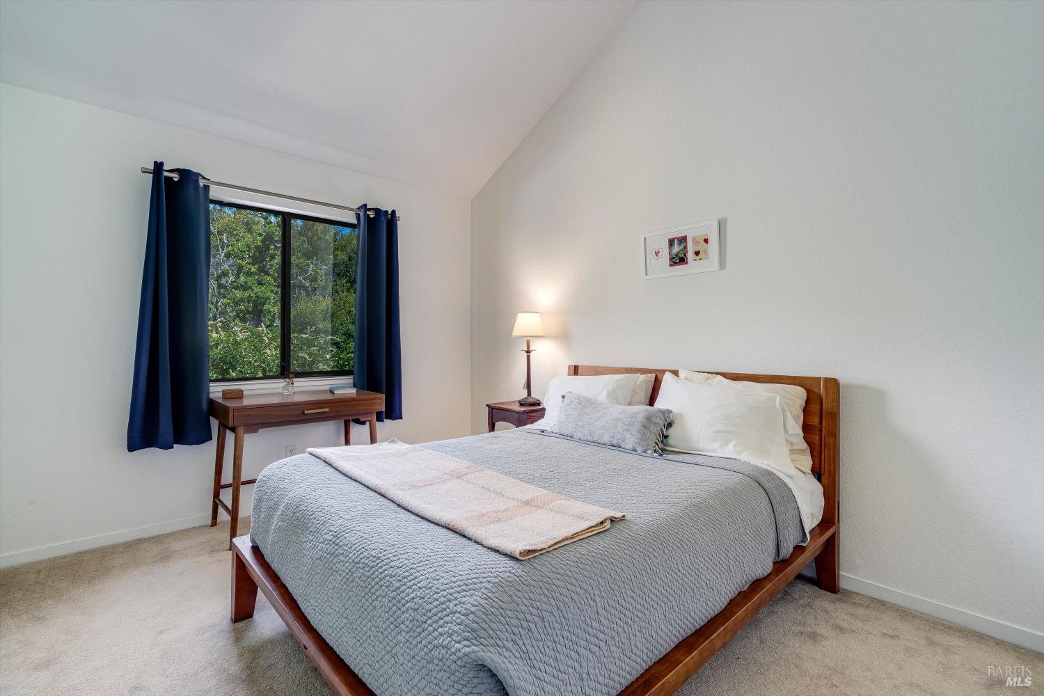 Detail Gallery Image 17 of 36 For 146 Sandpiper Ct, Novato,  CA 94949 - 2 Beds | 2 Baths