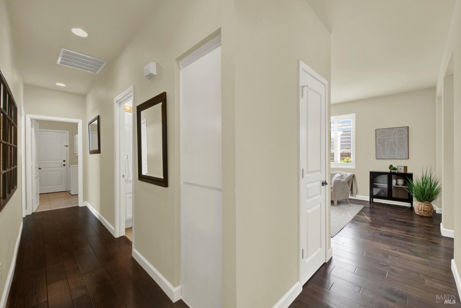 Detail Gallery Image 33 of 72 For 367 Bartlett Ln, Vacaville,  CA 95687 - 3 Beds | 2 Baths