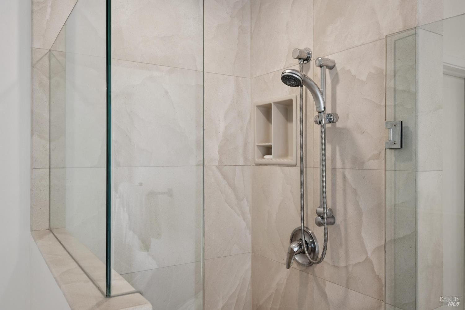 Detail Gallery Image 30 of 46 For 1380 Grand Ave, San Rafael,  CA 94901 - 4 Beds | 2/1 Baths