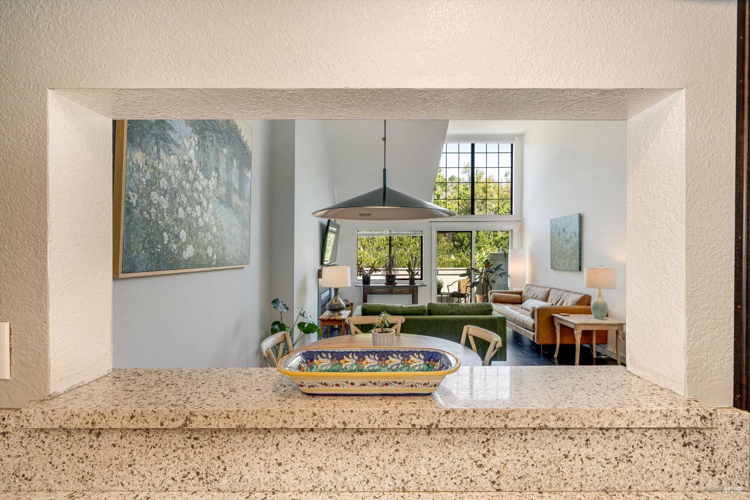 Detail Gallery Image 11 of 36 For 146 Sandpiper Ct, Novato,  CA 94949 - 2 Beds | 2 Baths