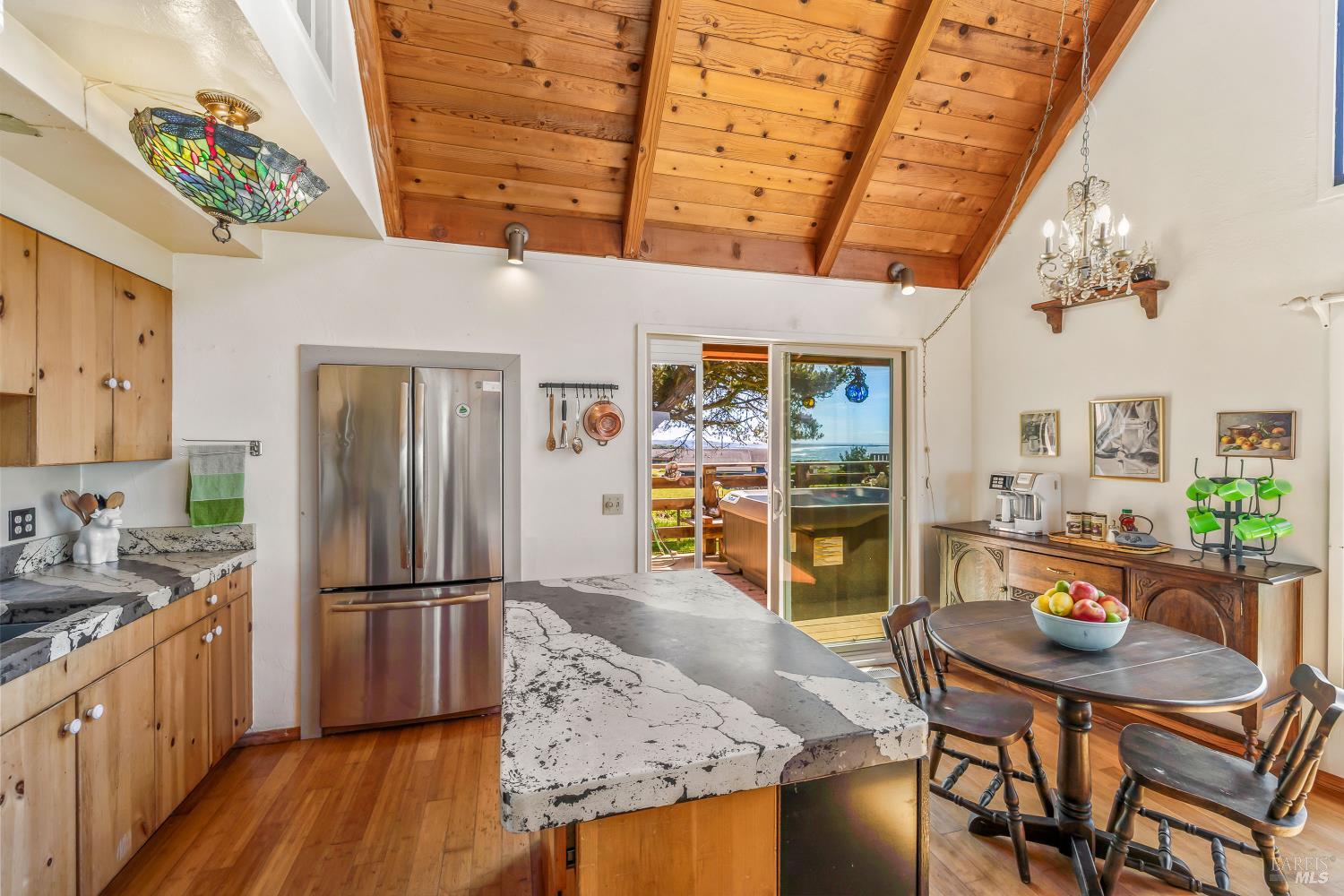 Detail Gallery Image 13 of 55 For 14720 S Highway 1 Unkn, Manchester,  CA 95459 - 2 Beds | 2 Baths