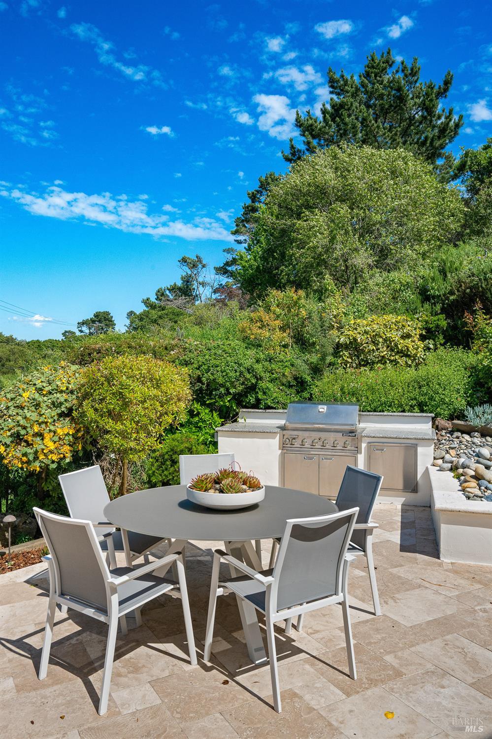 Detail Gallery Image 47 of 55 For 5 Warren Ct, Tiburon,  CA 94920 - 4 Beds | 4/1 Baths