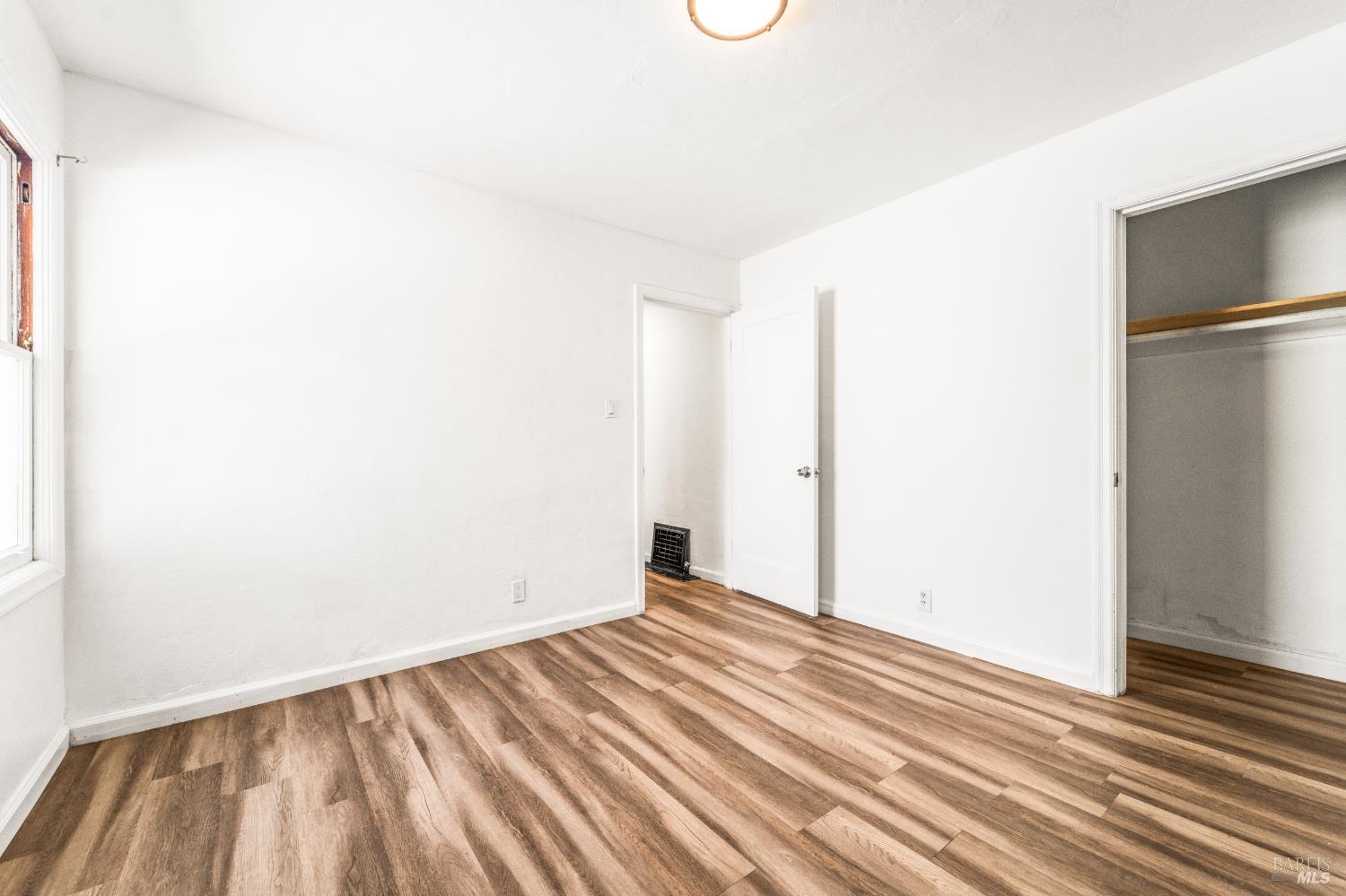 Detail Gallery Image 33 of 50 For 560 Russell St, Vallejo,  CA 94591 - 2 Beds | 2 Baths