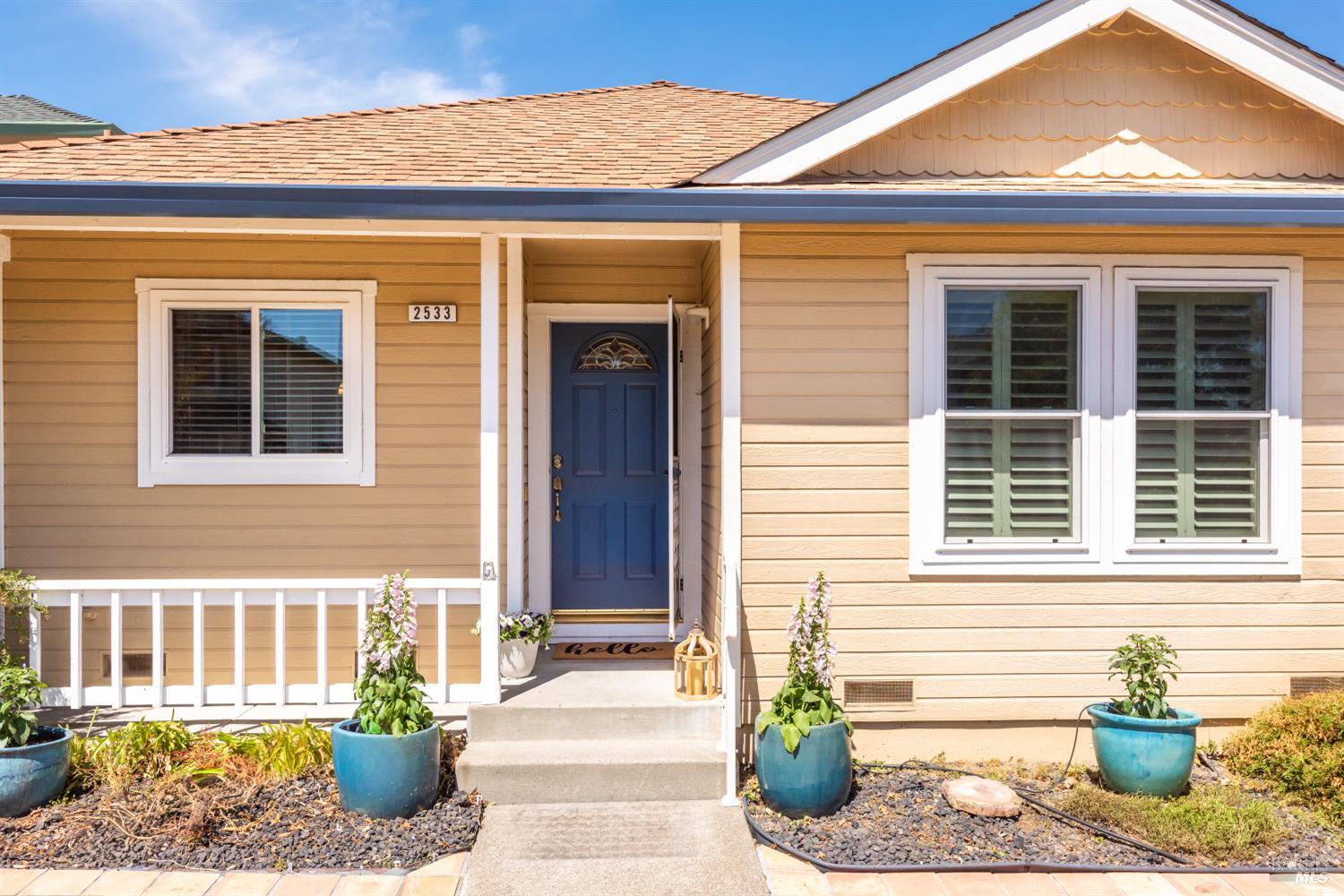 2533 Sam Drive photo 3