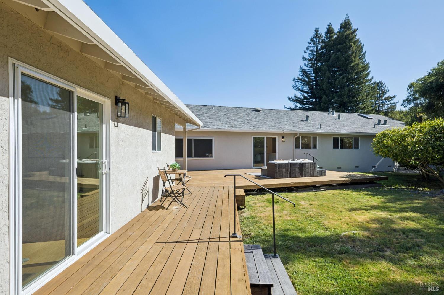 Detail Gallery Image 57 of 59 For 14 Angelica Ct, Novato,  CA 94947 - 5 Beds | 3 Baths