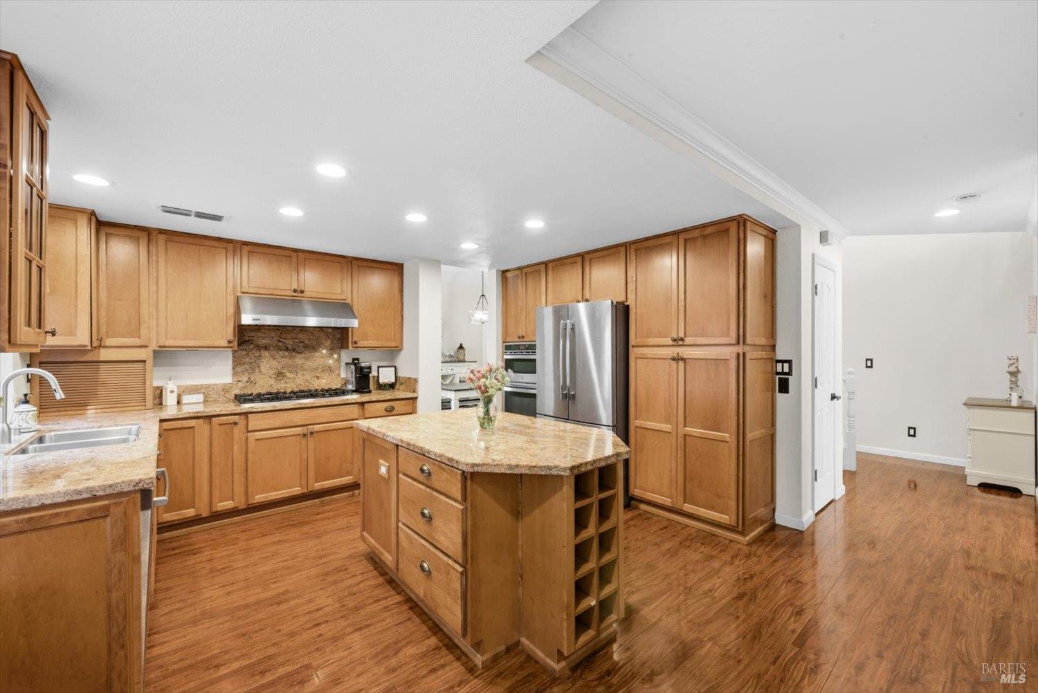 Detail Gallery Image 20 of 67 For 612 Cougar Ct, Vacaville,  CA 95688 - 4 Beds | 2/1 Baths