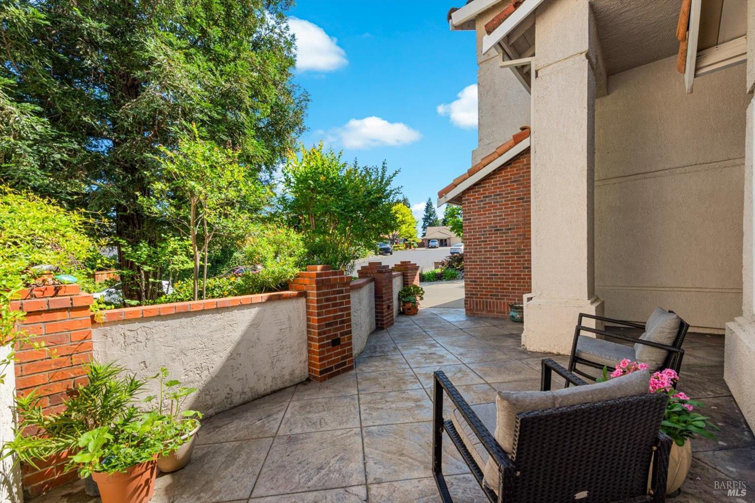 Detail Gallery Image 9 of 67 For 612 Cougar Ct, Vacaville,  CA 95688 - 4 Beds | 2/1 Baths