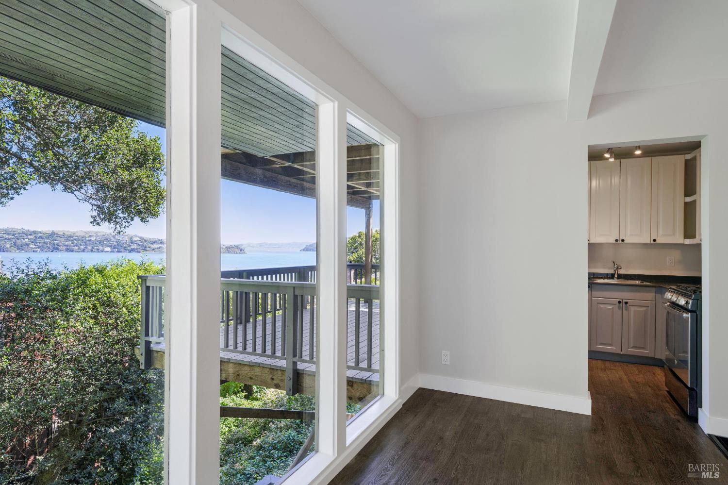 Detail Gallery Image 29 of 55 For 126 Edwards Ave, Sausalito,  CA 94965 - – Beds | – Baths