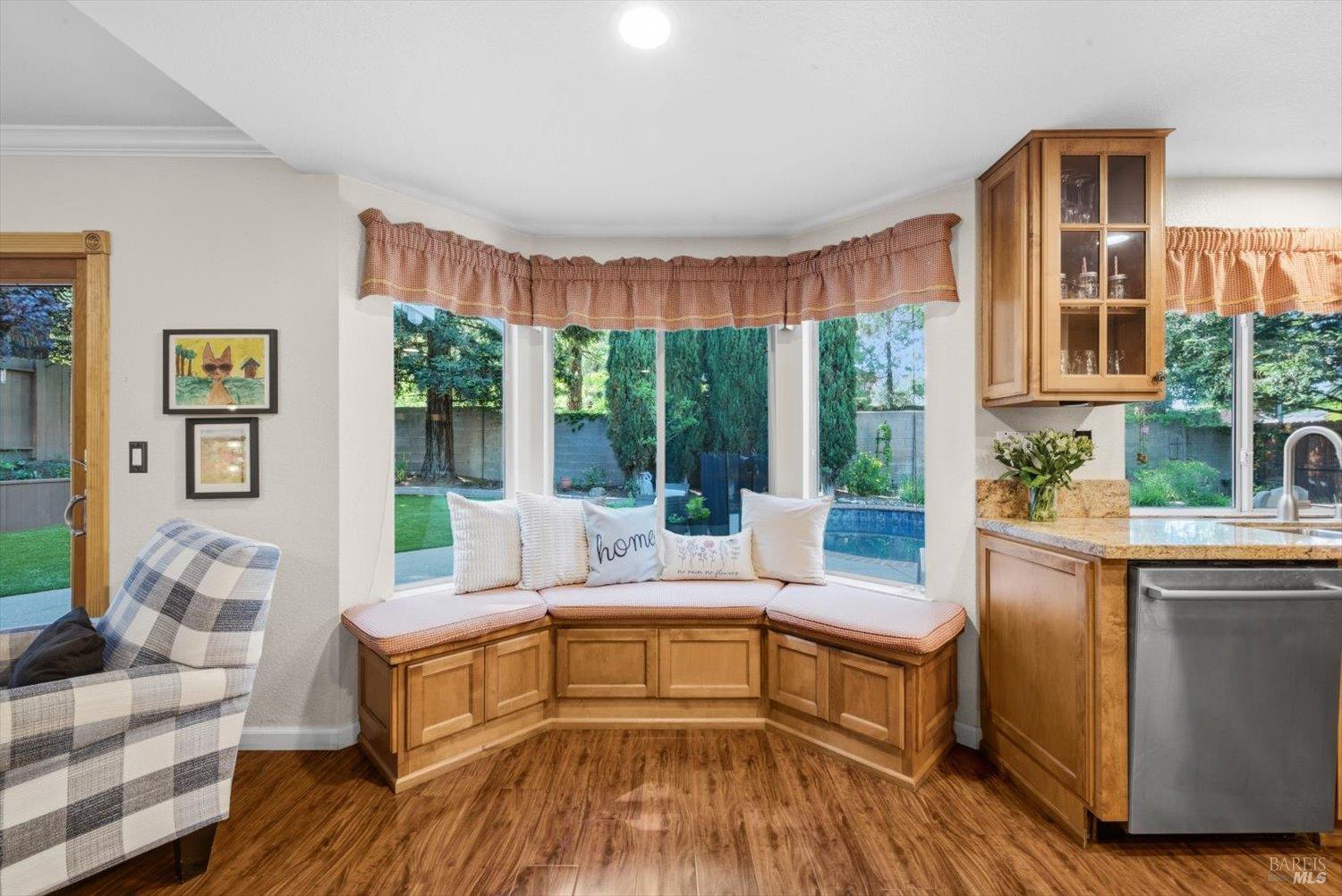 Detail Gallery Image 26 of 67 For 612 Cougar Ct, Vacaville,  CA 95688 - 4 Beds | 2/1 Baths