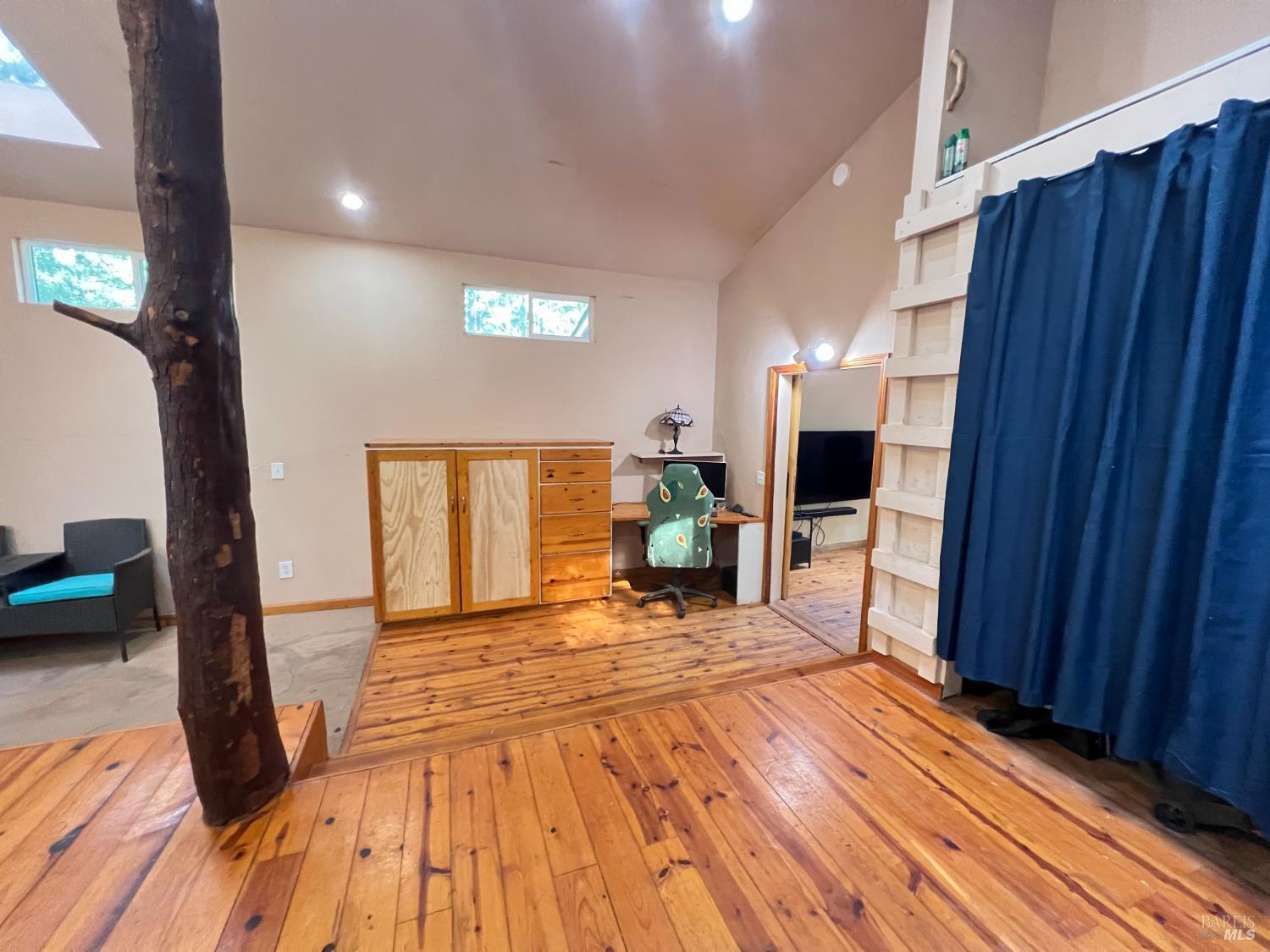 Detail Gallery Image 18 of 42 For 4000 Ridgewood Rd, Willits,  CA 95490 - 2 Beds | 2 Baths