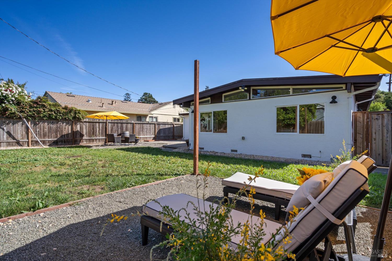 Detail Gallery Image 26 of 29 For 410 Cottonwood Dr, Vallejo,  CA 94591 - 3 Beds | 2 Baths