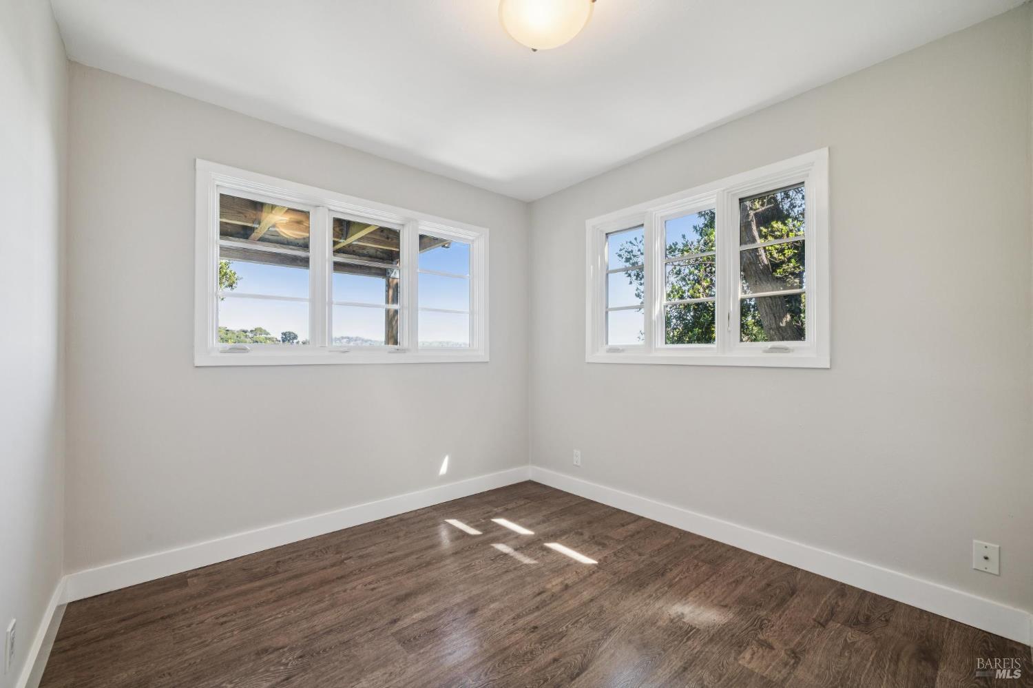 Detail Gallery Image 35 of 55 For 126 Edwards Ave, Sausalito,  CA 94965 - – Beds | – Baths