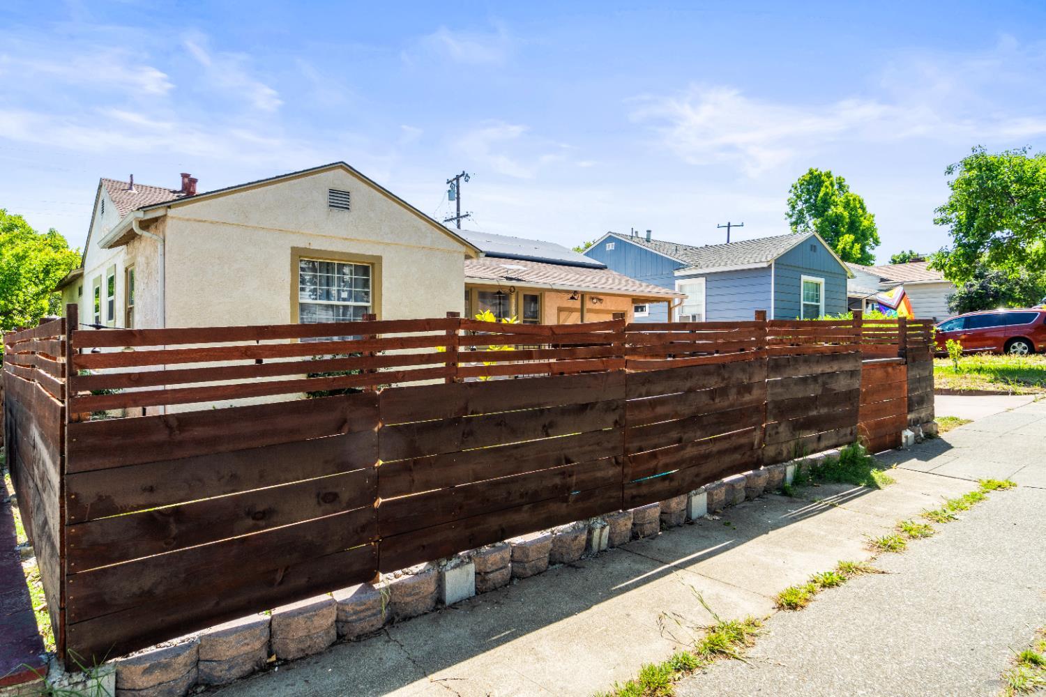 Detail Gallery Image 50 of 50 For 560 Russell St, Vallejo,  CA 94591 - 2 Beds | 2 Baths