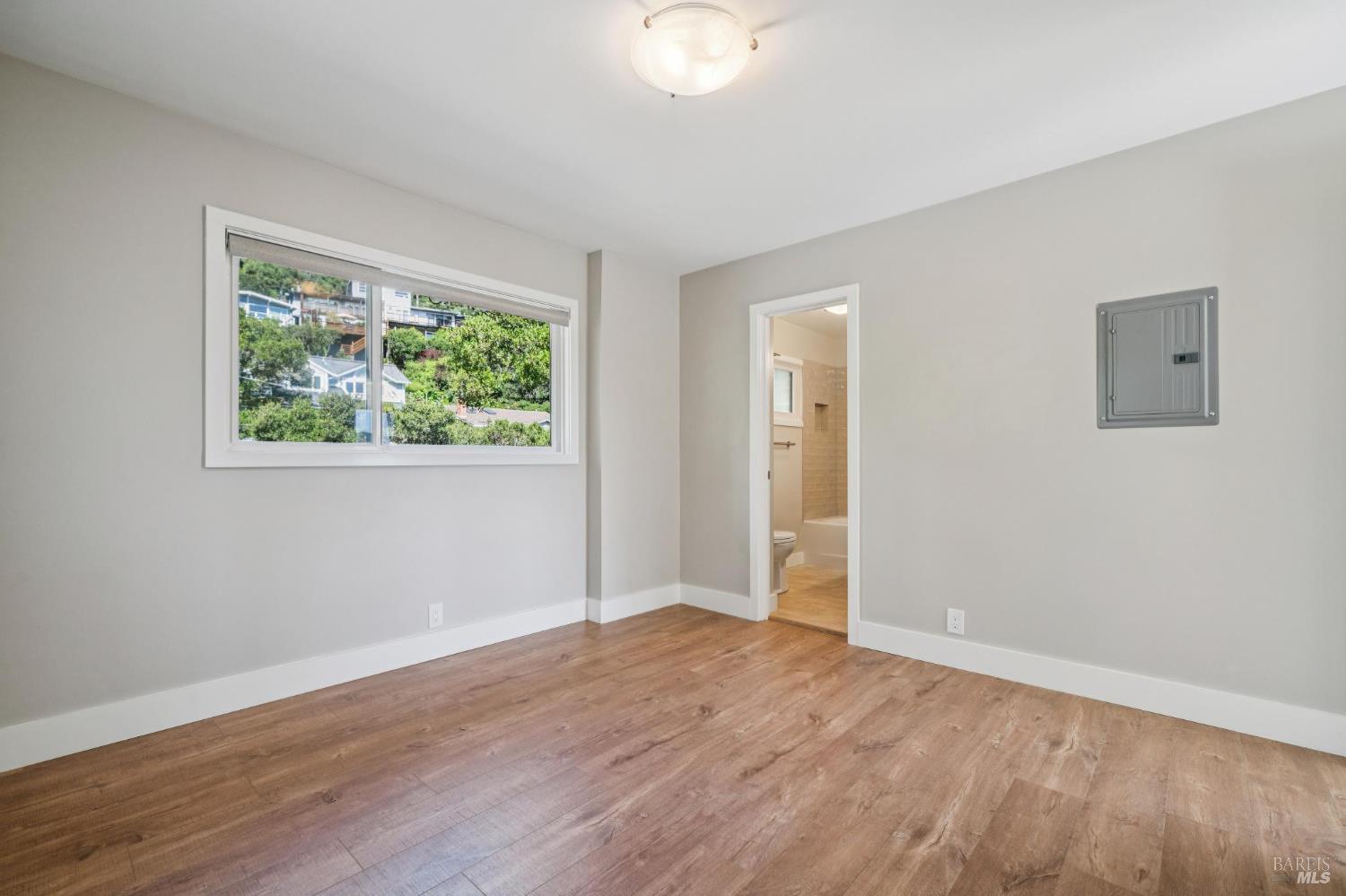 Detail Gallery Image 47 of 55 For 126 Edwards Ave, Sausalito,  CA 94965 - – Beds | – Baths