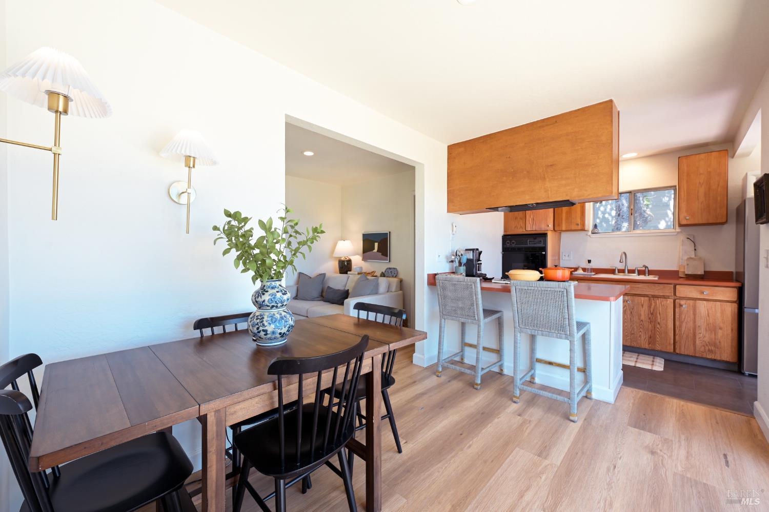 Detail Gallery Image 6 of 52 For 39 Havenwood Rd, Novato,  CA 94945 - 1 Beds | 1 Baths