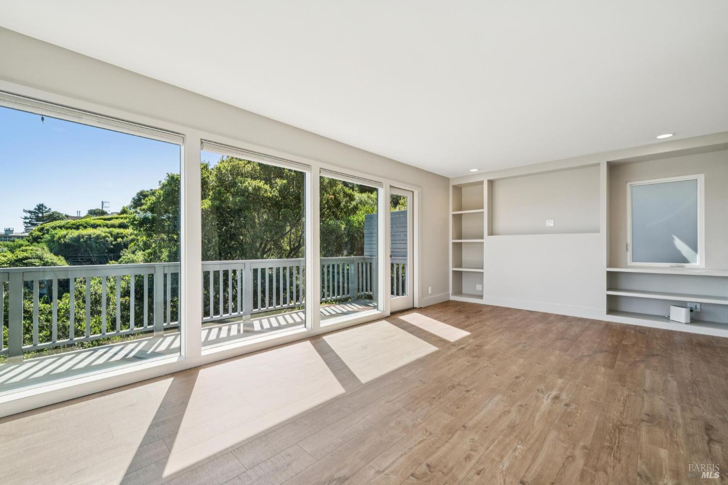 Detail Gallery Image 41 of 55 For 126 Edwards Ave, Sausalito,  CA 94965 - – Beds | – Baths