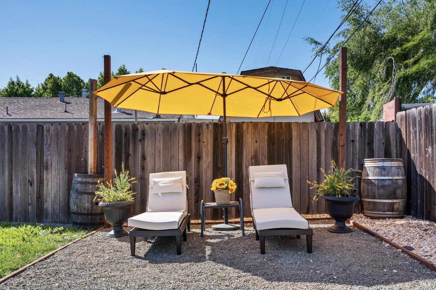 Detail Gallery Image 25 of 29 For 410 Cottonwood Dr, Vallejo,  CA 94591 - 3 Beds | 2 Baths