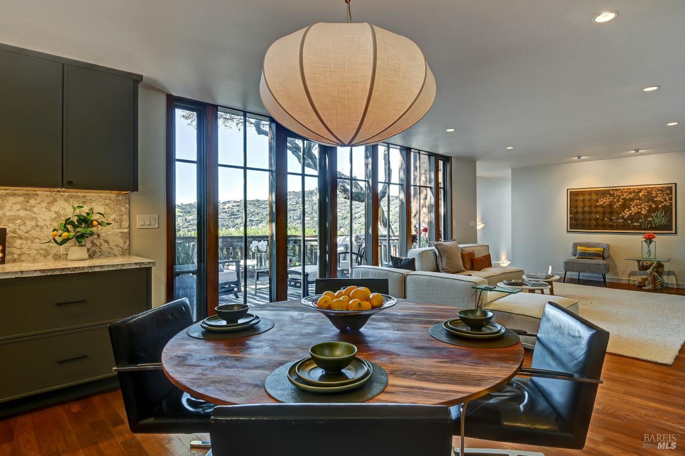 Detail Gallery Image 12 of 47 For 45 Bella Vista Ave, Belvedere,  CA 94920 - 4 Beds | 3 Baths