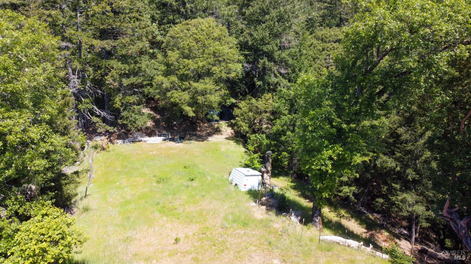 Detail Gallery Image 6 of 12 For 3730 Blackhawk Dr, Willits,  CA 95490 - – Beds | – Baths