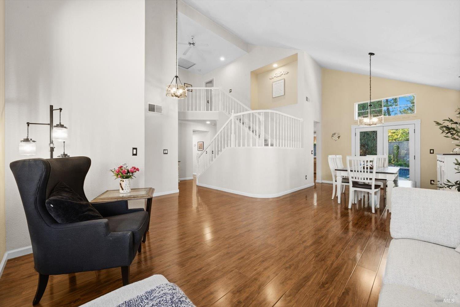 Detail Gallery Image 14 of 67 For 612 Cougar Ct, Vacaville,  CA 95688 - 4 Beds | 2/1 Baths