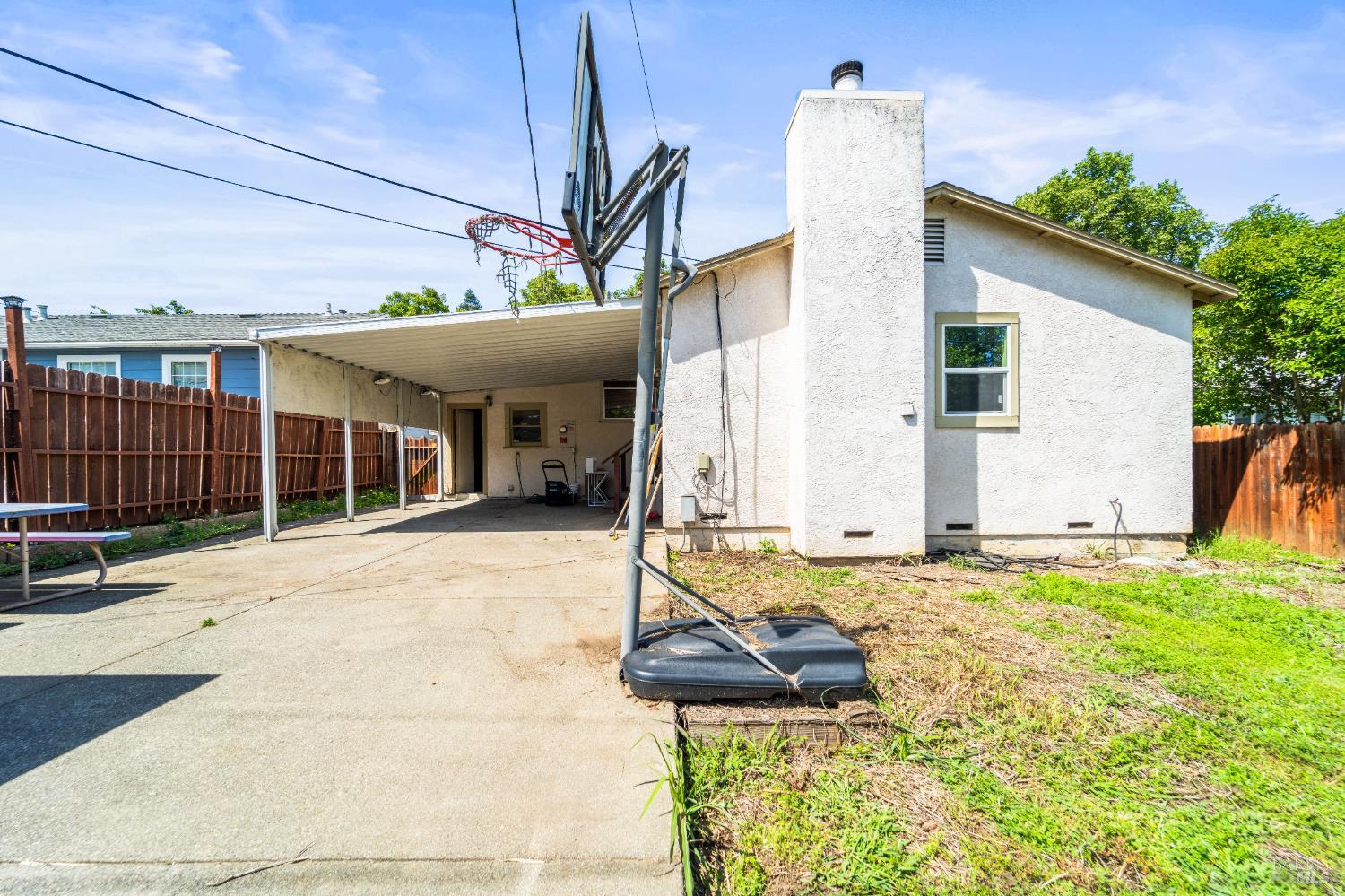 Detail Gallery Image 41 of 50 For 560 Russell St, Vallejo,  CA 94591 - 2 Beds | 2 Baths