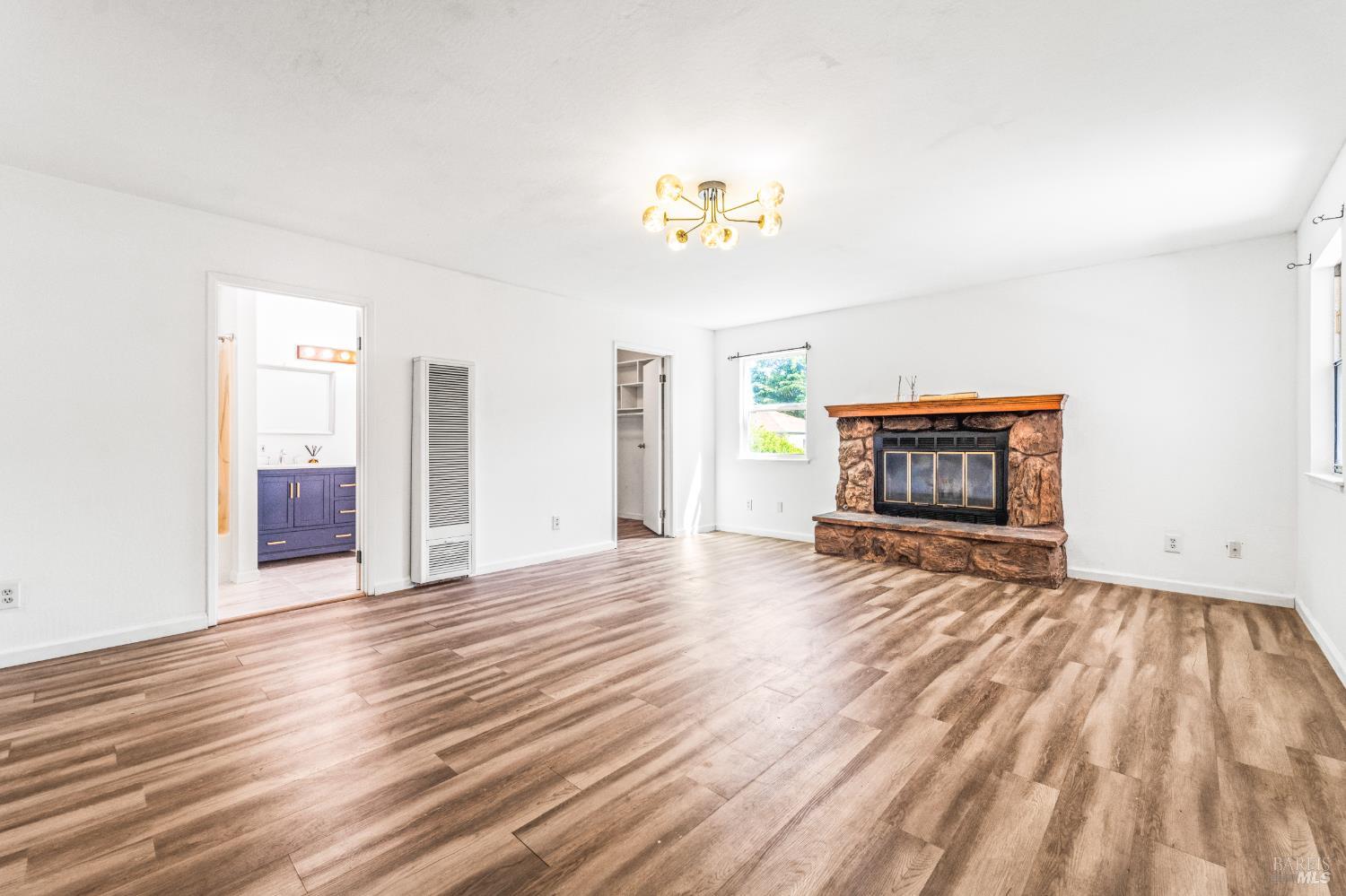 Detail Gallery Image 16 of 50 For 560 Russell St, Vallejo,  CA 94591 - 2 Beds | 2 Baths