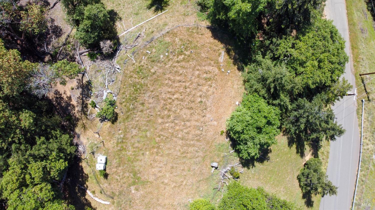 Detail Gallery Image 7 of 12 For 3730 Blackhawk Dr, Willits,  CA 95490 - – Beds | – Baths