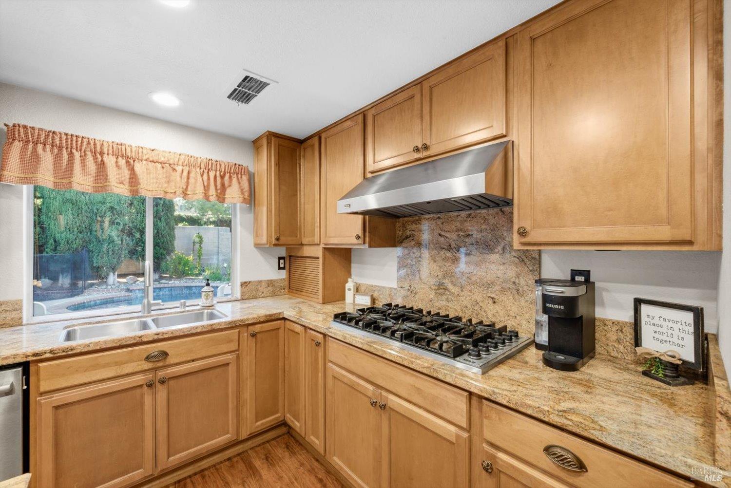 Detail Gallery Image 22 of 67 For 612 Cougar Ct, Vacaville,  CA 95688 - 4 Beds | 2/1 Baths