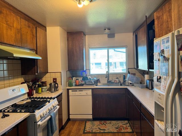 Detail Gallery Image 3 of 4 For 1291 Sirah Ct, Ukiah,  CA 95482 - 3 Beds | 2 Baths