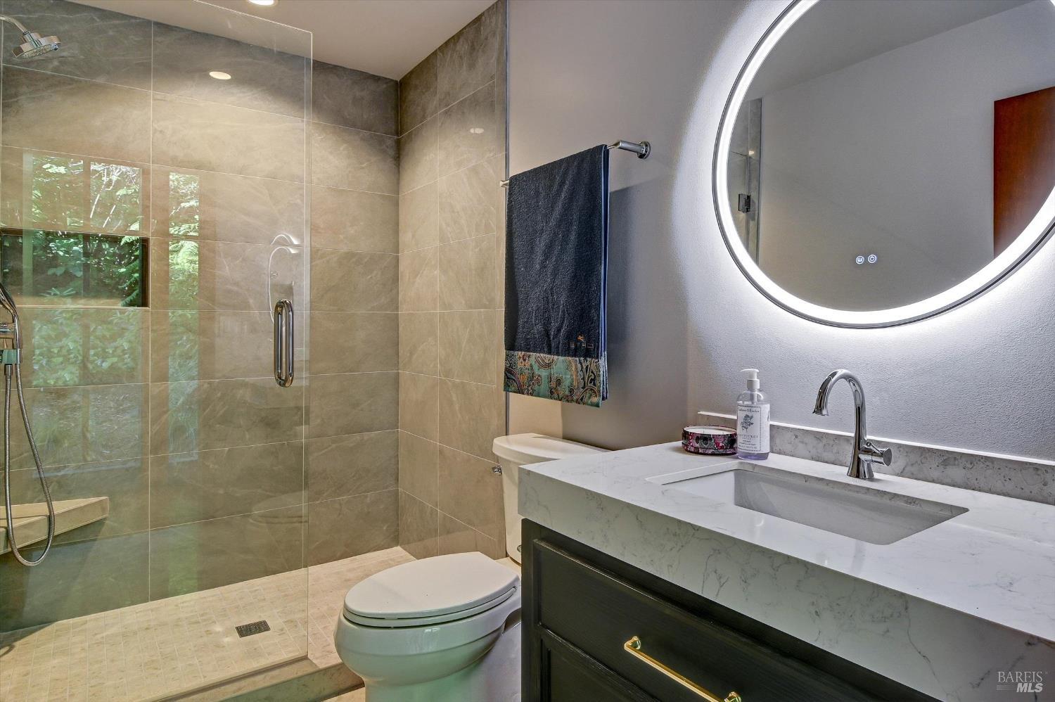 Detail Gallery Image 37 of 47 For 45 Bella Vista Ave, Belvedere,  CA 94920 - 4 Beds | 3 Baths