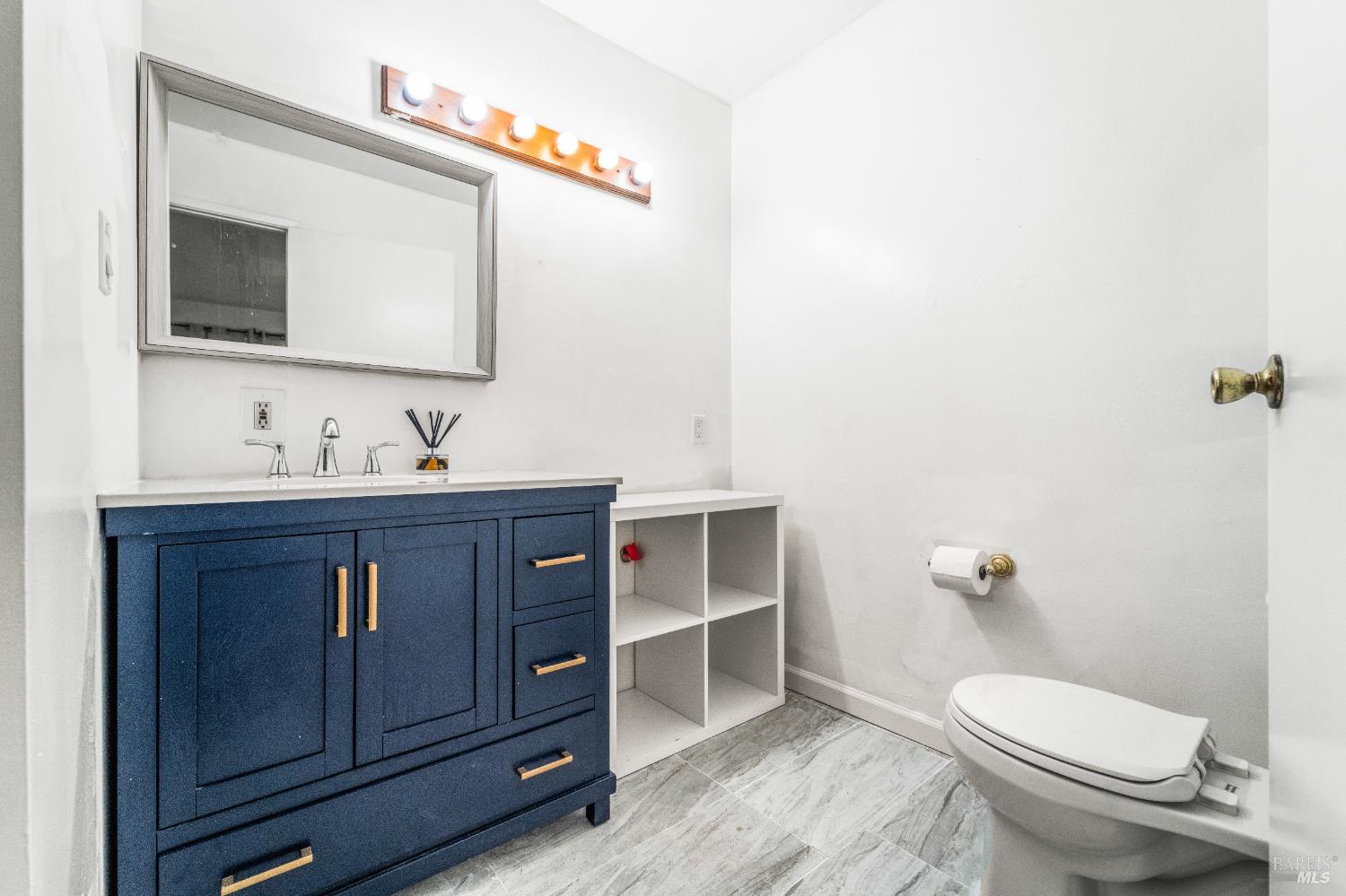 Detail Gallery Image 22 of 50 For 560 Russell St, Vallejo,  CA 94591 - 2 Beds | 2 Baths