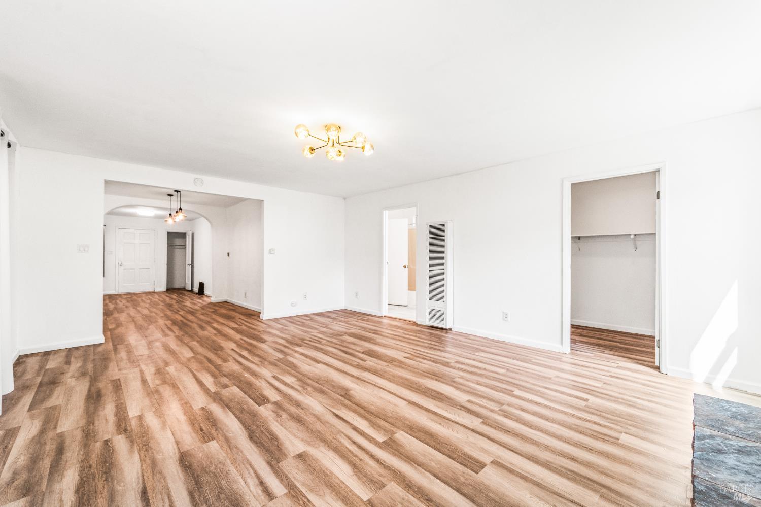 Detail Gallery Image 17 of 50 For 560 Russell St, Vallejo,  CA 94591 - 2 Beds | 2 Baths