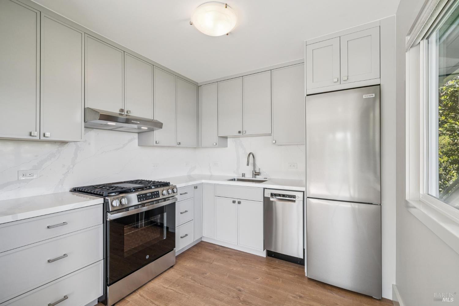 Detail Gallery Image 42 of 55 For 126 Edwards Ave, Sausalito,  CA 94965 - – Beds | – Baths