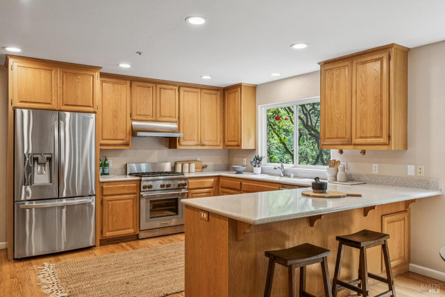 Detail Gallery Image 27 of 89 For 6601 Sir Francis Drake Blvd, Forest Knolls,  CA 94933 - 3 Beds | 2/1 Baths