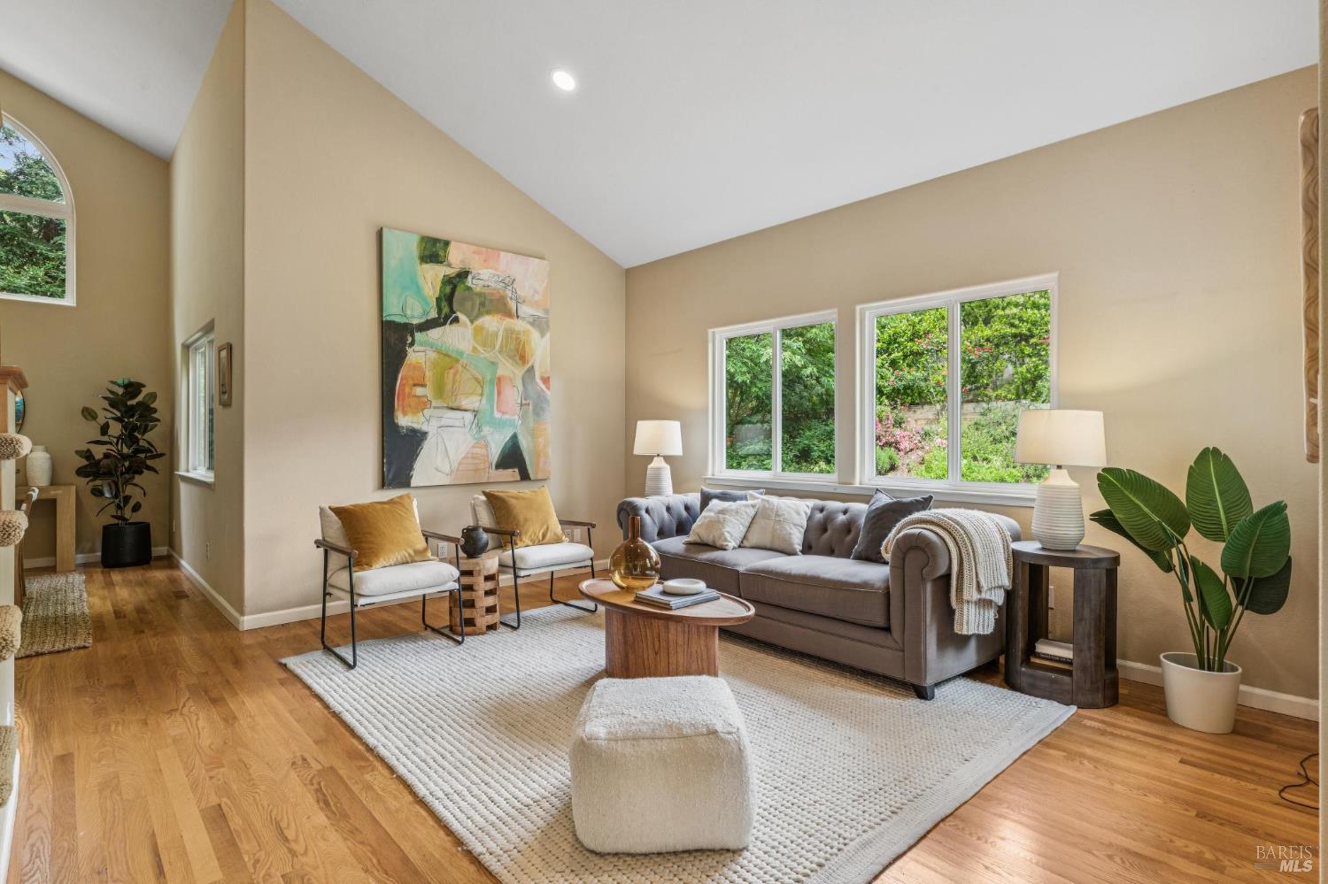 Detail Gallery Image 15 of 89 For 6601 Sir Francis Drake Blvd, Forest Knolls,  CA 94933 - 3 Beds | 2/1 Baths