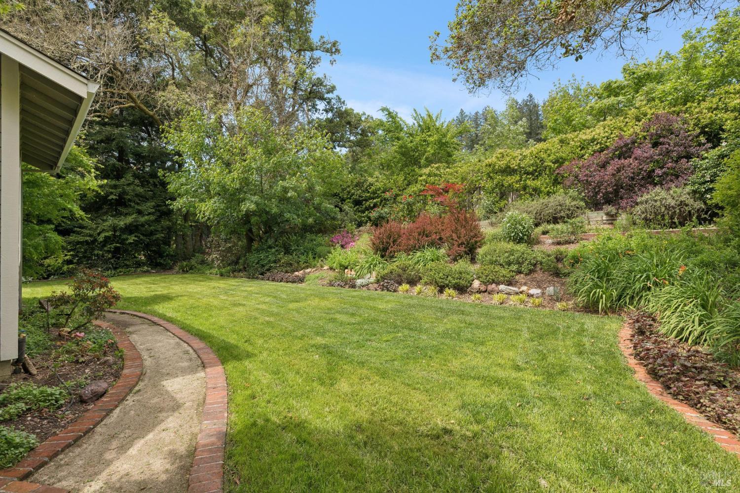 Detail Gallery Image 83 of 89 For 6601 Sir Francis Drake Blvd, Forest Knolls,  CA 94933 - 3 Beds | 2/1 Baths