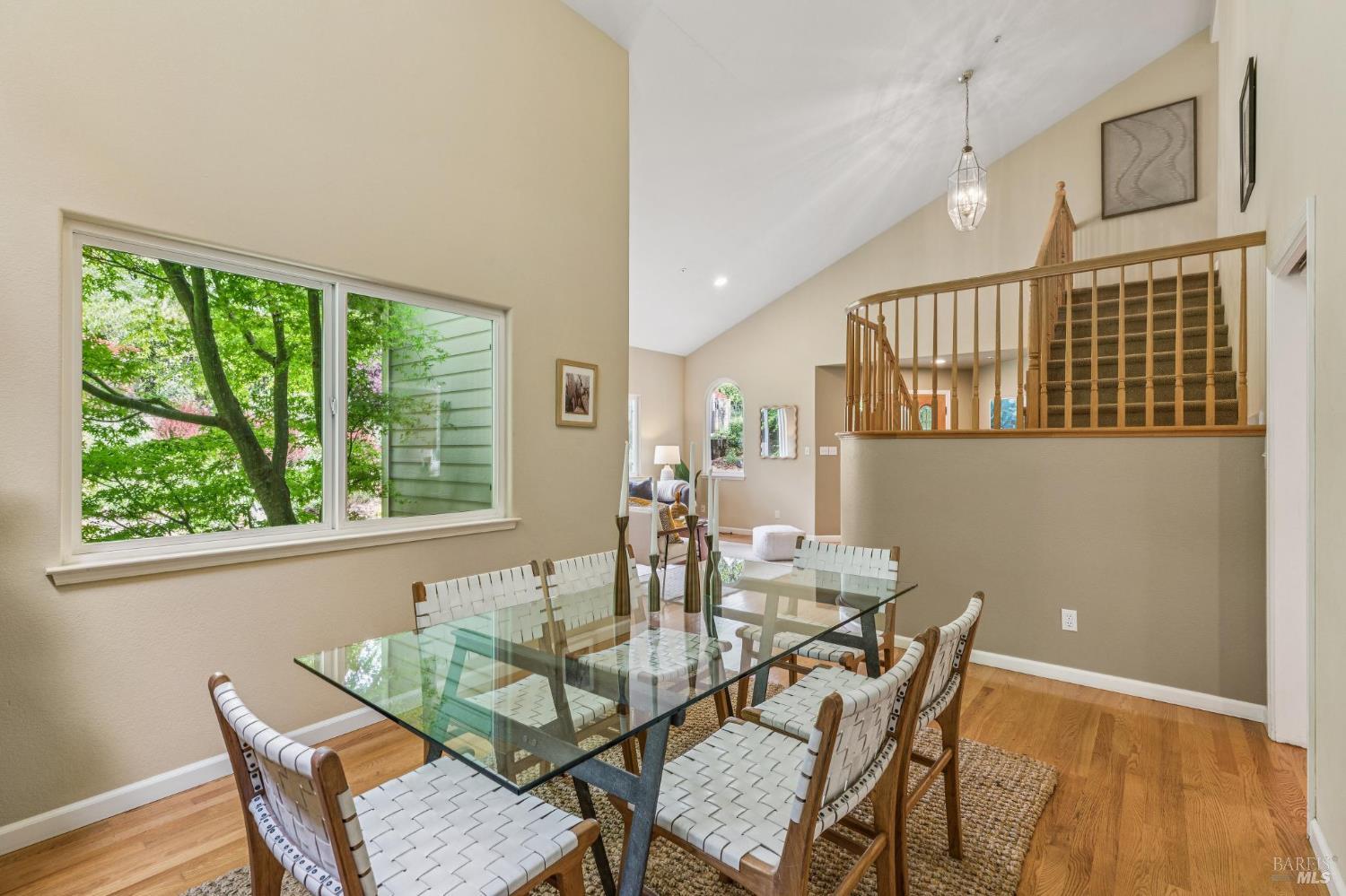 Detail Gallery Image 22 of 89 For 6601 Sir Francis Drake Blvd, Forest Knolls,  CA 94933 - 3 Beds | 2/1 Baths