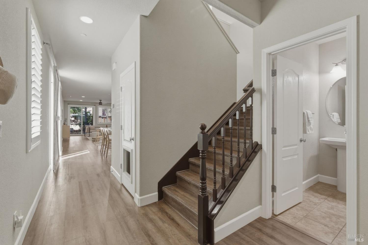 Detail Gallery Image 16 of 42 For 212 Juneau Dr, Vacaville,  CA 95687 - 3 Beds | 2/1 Baths