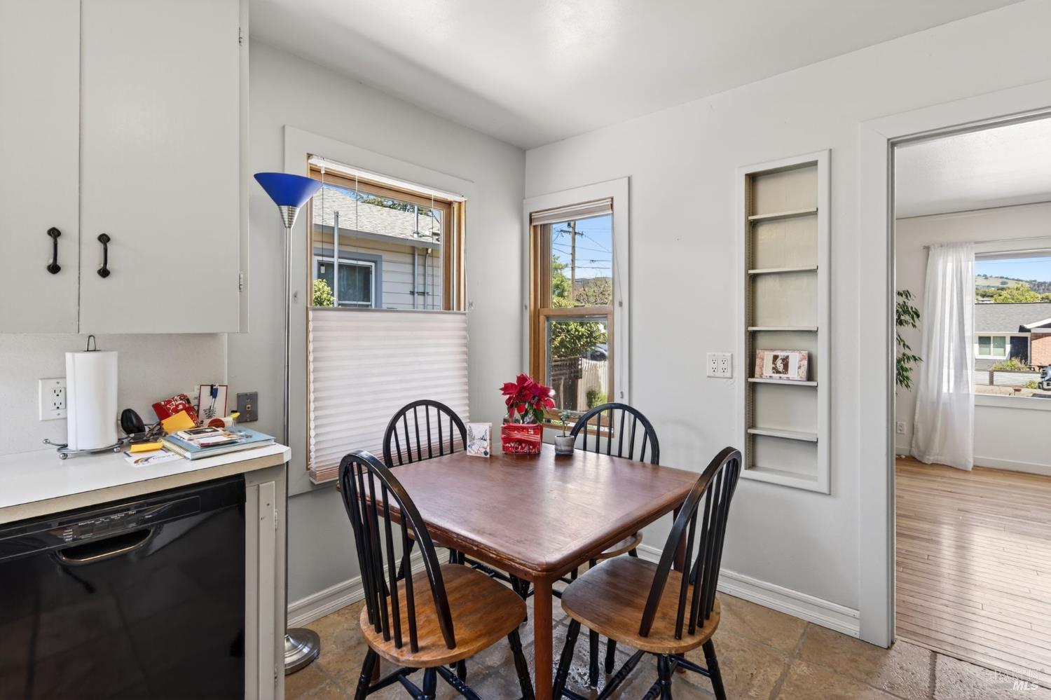 Detail Gallery Image 7 of 36 For 441 N Jefferson St, Cloverdale,  CA 95425 - 2 Beds | 1 Baths