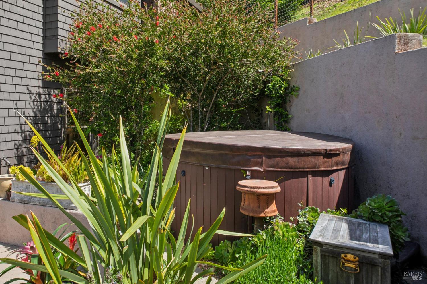 Detail Gallery Image 53 of 80 For 12 Chaparral Ln, San Geronimo,  CA 94963 - 4 Beds | 3/1 Baths