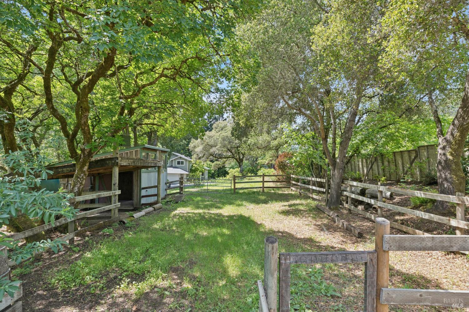 Detail Gallery Image 76 of 89 For 6601 Sir Francis Drake Blvd, Forest Knolls,  CA 94933 - 3 Beds | 2/1 Baths